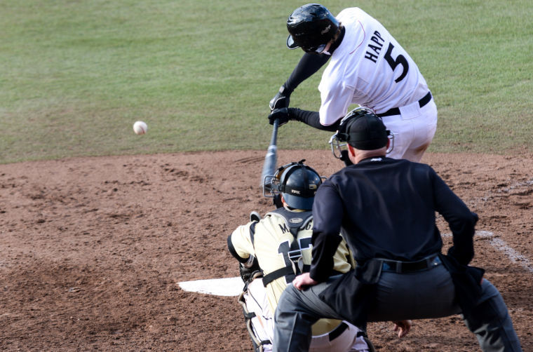UC Infielder Ian Happ